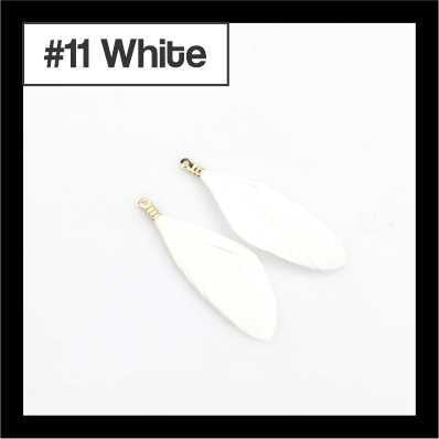 Pair of 4.5cm white feather tassels with gold-tone caps, labelled #11