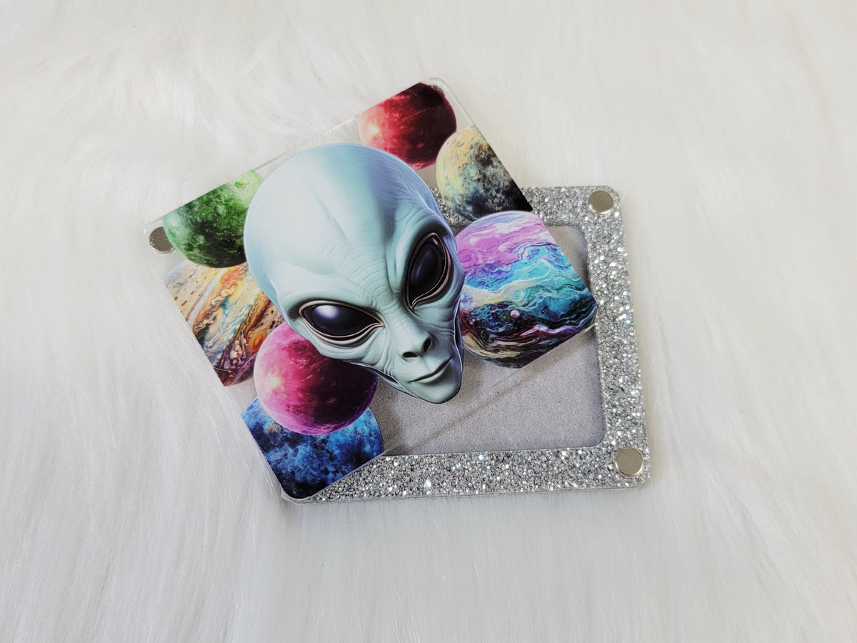 Same alien bead board in the XSmall 2.5 x 3 inch size with a silver glitter frame and a single velvet-flocked well
