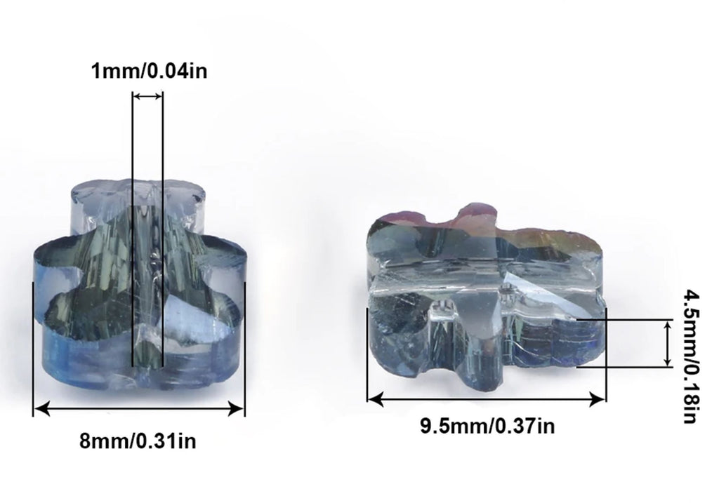 Size diagram of an 8 x 9.5mm glass bear bead from the front and side