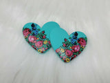 Busy Beaver Exclusives - 37mm Resin Heart Cabochons -Turquoise Kokum Floral